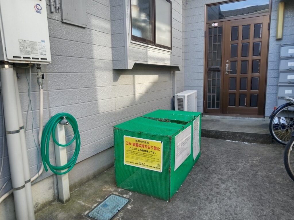 ごみ収集所